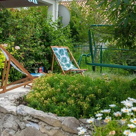 Apartment 50 Meters From The Beach! Flower *